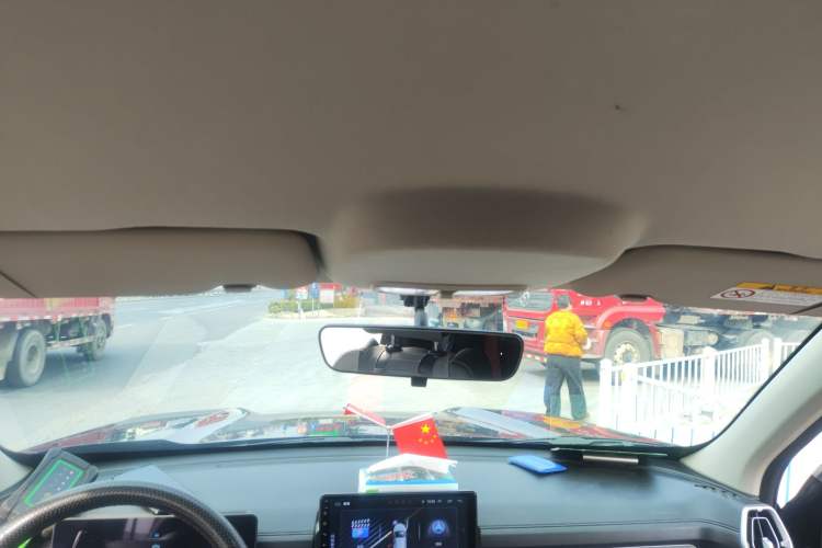 Used Great Wall King Kong Poer 2023 2.0T Automatic Diesel 4x4 Elite Edition Flatbed GW4D20M Headliner