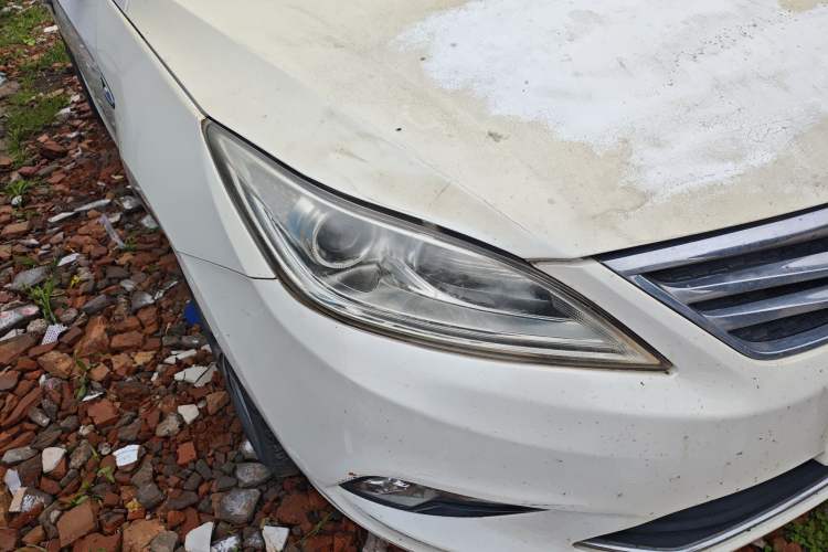 Used Changan Eado 2015 1.6L Manual Luxury Model China IV Standard
