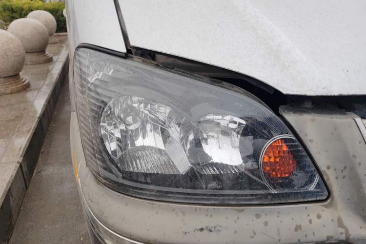 Used FORTHING Lingzhi 2016 V3 1.5L 7-seat Standard Model China IV Standard