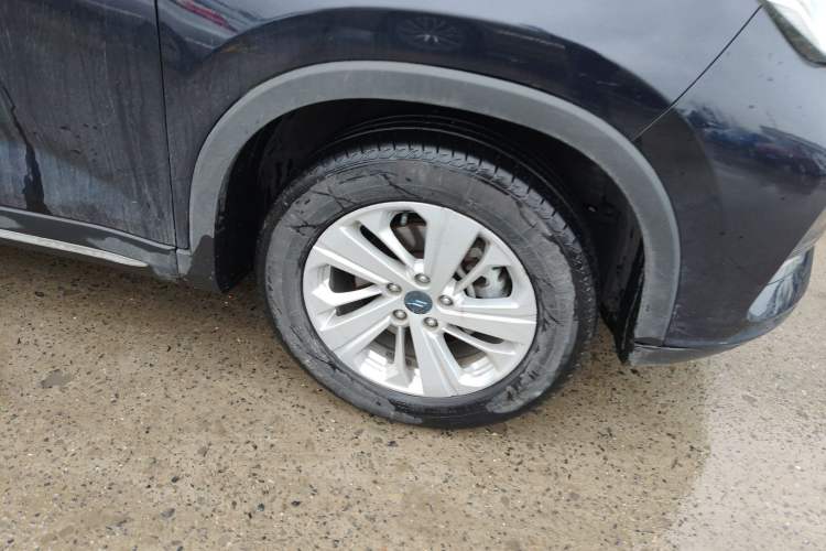 Used CHANGAN OSHAN X7 2020 1.5T Automatic Elite Edition Right Front Wheel Hub