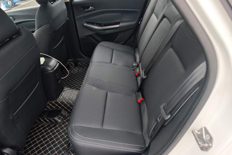 Used Ford Escort 2015 1.5L Automatic Fashion Model