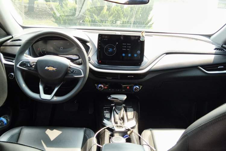 Used Chevrolet Menlo 2022 Star Enjoyment Edition Center Console