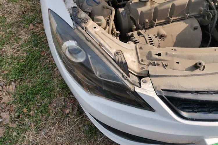 Used Chery Fengyun 2 2014 Hatchback 1.5L Manual New Youth Edition