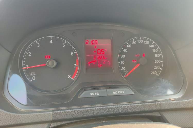 Used Volkswagen Jetta 2015 Value Edition 1.6L Manual Fashionable Style