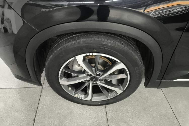 Used Dongfeng Aeolus Mage 2023 1.5T Luxury Edition Exterior 4