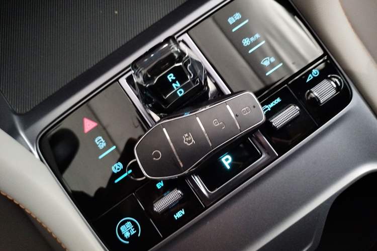 Used BYD Song PLUS New Energy 2024 HONOR Edition DM-i 110km Flagship Model