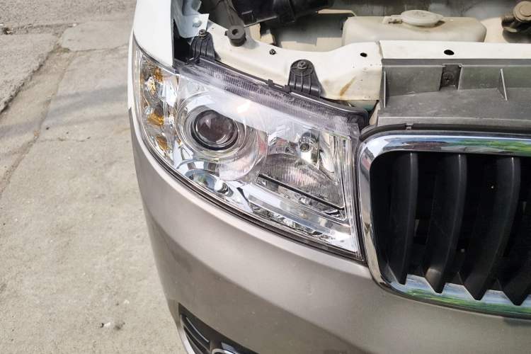 Used Jinbei New Hiace X30L 2021 1.5L Wealth Central Air Conditioning Version Coach China VI Standard SWC15M
