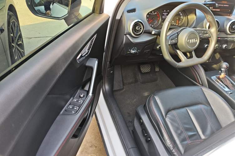 Used Audi Q2L 2022 35 TFSI Progressive Dynamic Edition