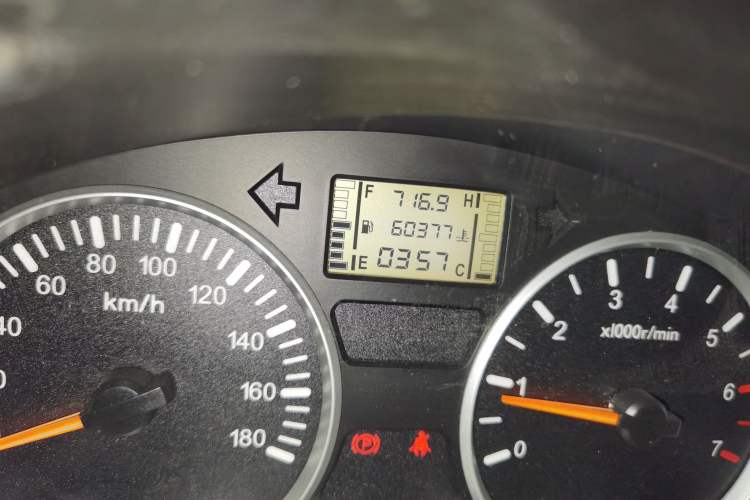 Used BAIC Weiwang 205 2013 1.0L Joy version Odometer Close Up
