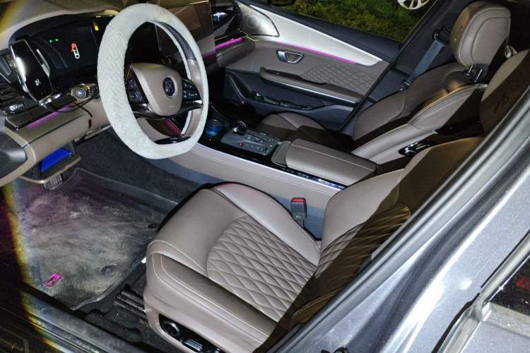 Used BYD Han 2023 DM-i Champion Edition 121KM Prestige Model