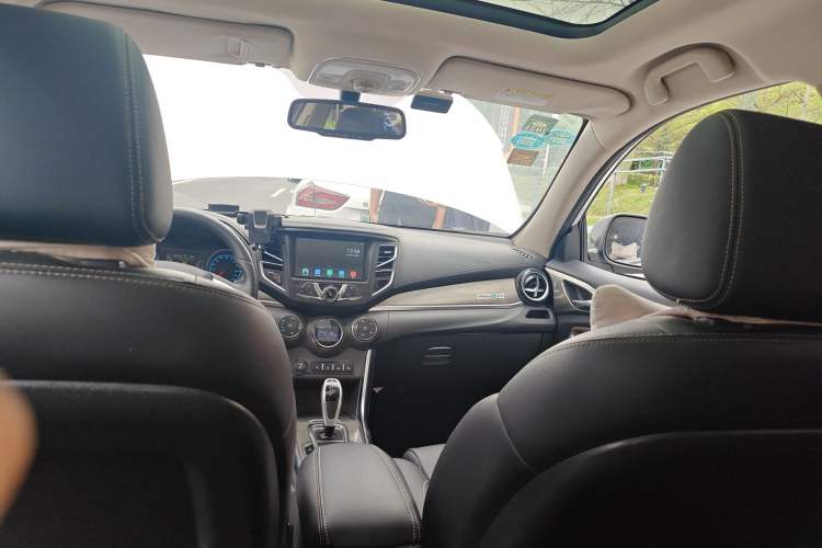 Used BYD Song New Energy 2017 Song DM 1.5TID All-Wheel Drive Luxury Model Headliner