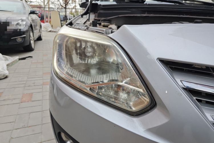 Used CHANGAN Alsvin V3 2012 1.3L Manual Luxury Version China IV Standard
