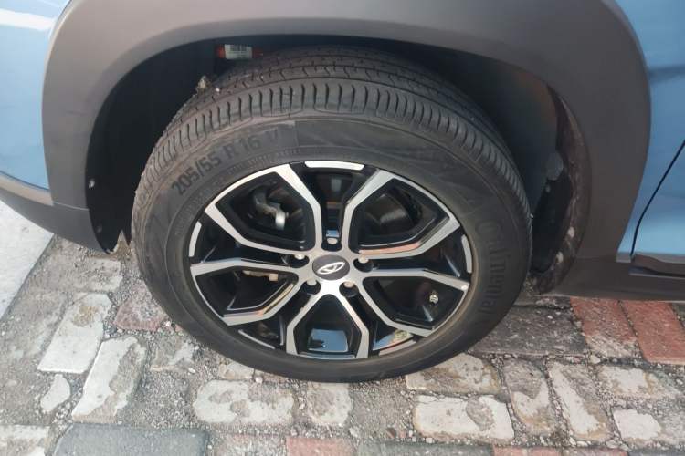 Used Chery New Energy Tiggo 3xe 2018 480 Comfort Edition Left Front Wheel Hub