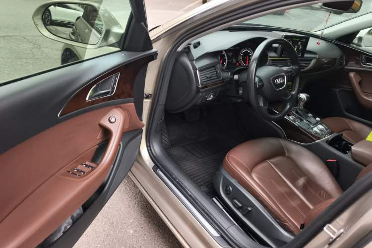 Used Audi A6L 2014 30 FSI Comfort Model
