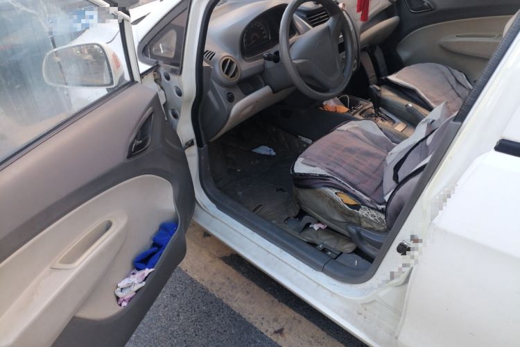 Used Chevrolet Sail 2011 Sedan 1.4L AMT Happiness Edition