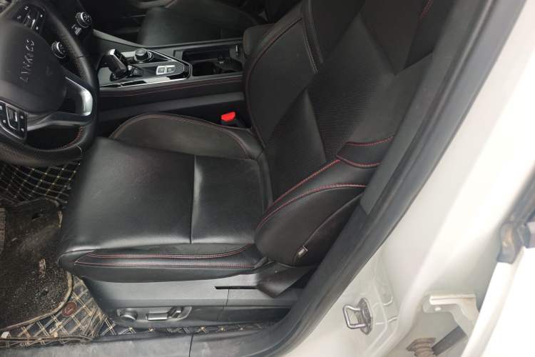 Used Lynk & Co 03 2020 1.5TD DCT JingPro Edition Left Front Seat