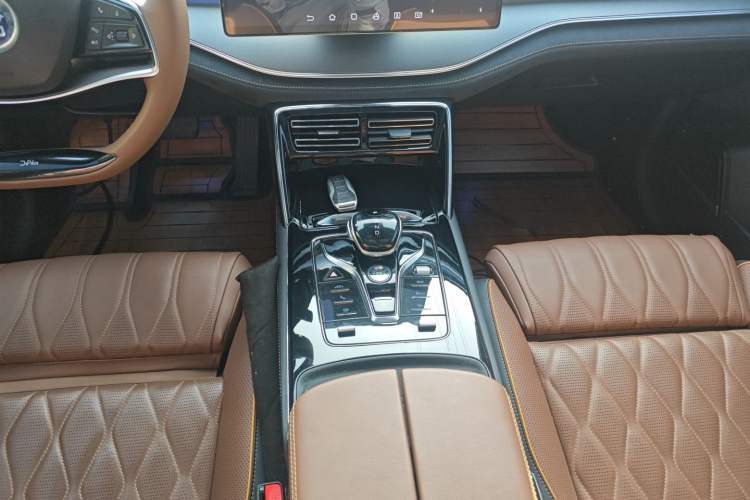 Used BYD Tang New Energy 2021 DM-i 112KM Prestige Model
