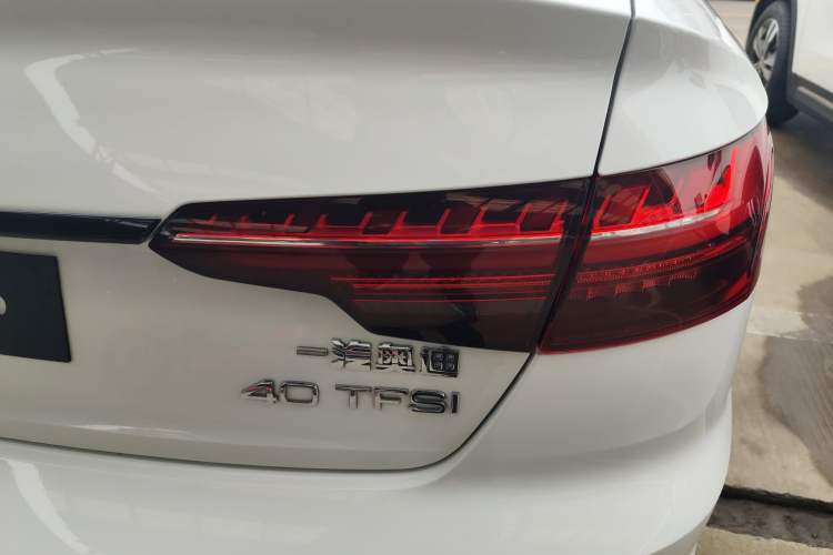 Used Audi A4L 2022 40 TFSI Luxury Dynamic Model Right Rear Taillight