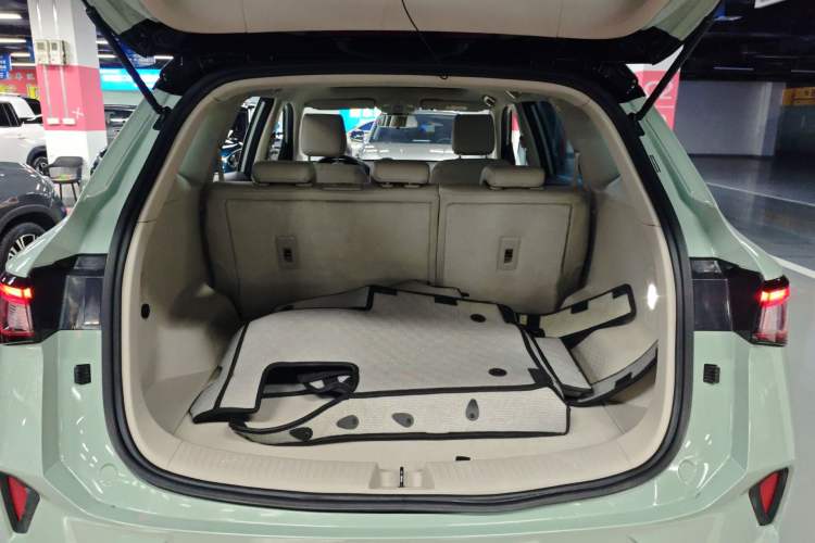 Used Wuling Asta 2021 1.5T CVT Star曜 Edition Trunk