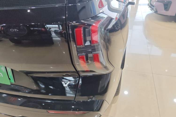 Used AION V 2024 Aion Tyrannosaurus 650 LiDAR Edition
