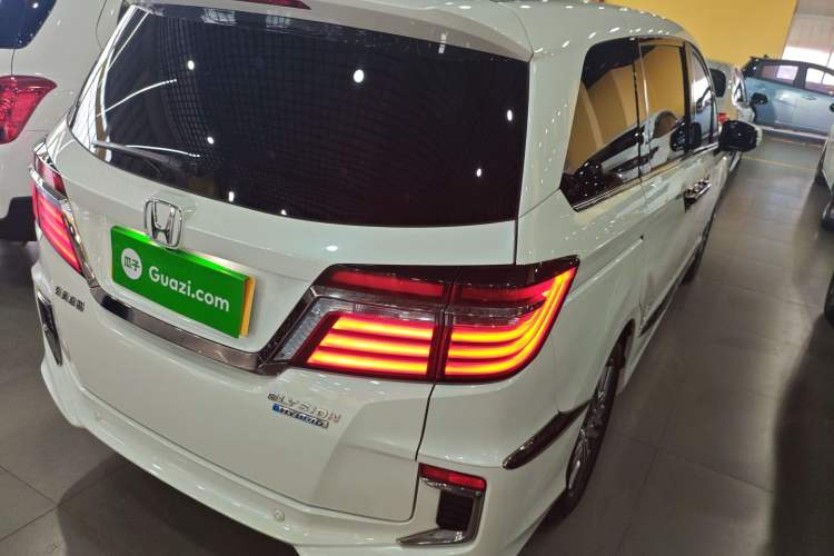 Used Honda Elysion 2019 2.0L Hybrid Luxury Edition