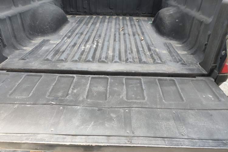 Used Great Wall Wingle 5 2013 2.8T European Version Two-Wheel Drive Elite Version Big Double-Cab GW2.8TC