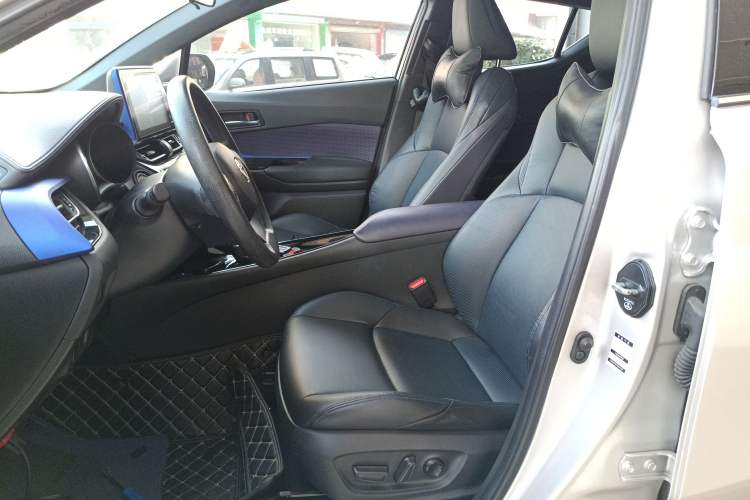 Used Toyota C-HR 2020 2.0L Leading Edition
