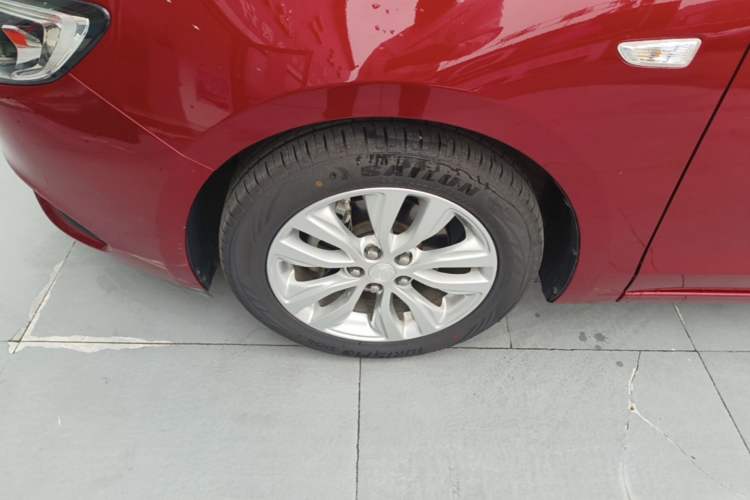 Used Buick GT 2019 15T Dual-Clutch Connected Elite Model China VI Left Front Wheel Hub