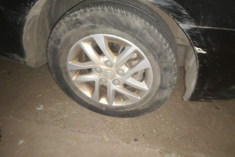 Used Geely Auto Emgrand 2017 Sedan Million Edition 1.5L Manual Luxury Model