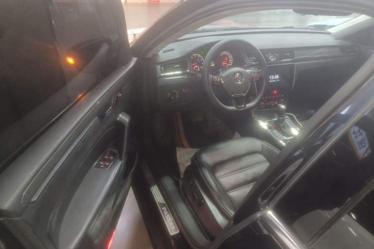 Used Volkswagen Passat 2017 330TSI DSG Luxury Edition