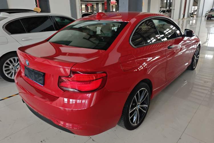 Used BMW 2 Series 2018 220i Sport Design Package