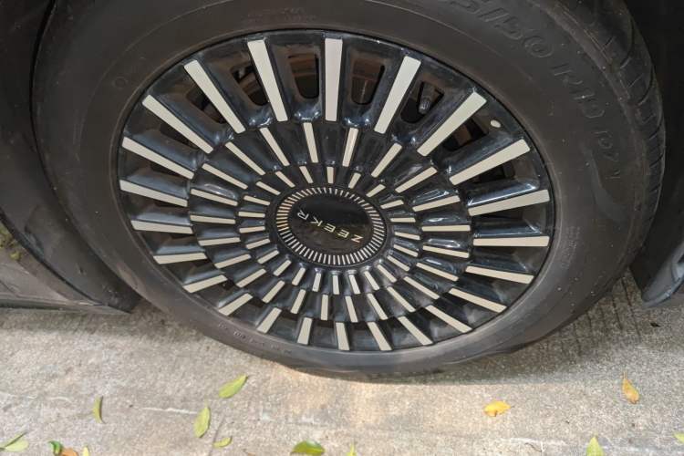 Used Zeekr 009 2022 WE Edition Exterior 4