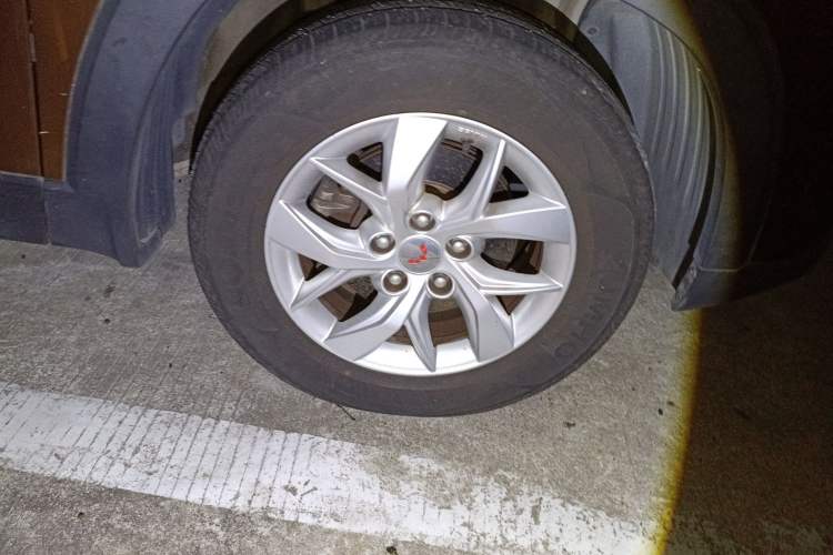 Used Wuling Hongguang S3 2018 1.5T Manual Luxury Model China V Standard
