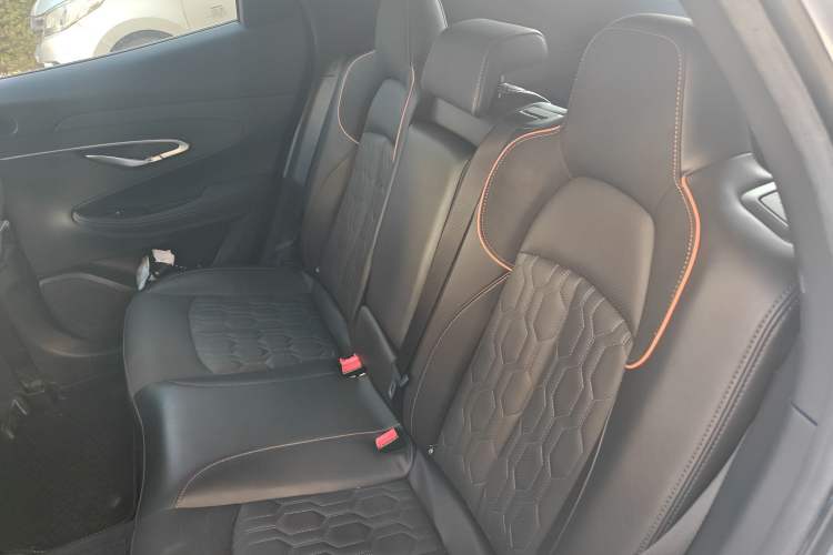Used CHANGAN UNI-T 2022 1.5T Luxury Edition Interior 4