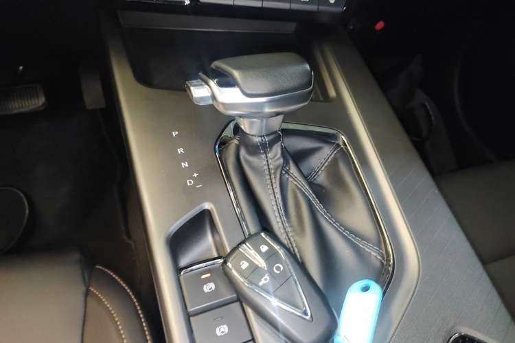 Used CHANGAN OSHAN X5 PLUS 2023 Revised 1.5T DCT Pioneer Edition
