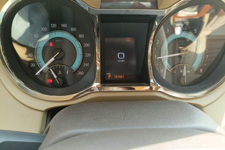 Used Buick LaCrosse 2011 2.4L SIDI Luxury Edition