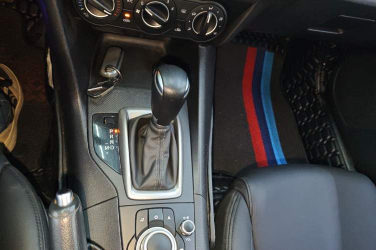 Used Mazda Mazda 3 Axela 2017 Sedan 1.5L Automatic Comfort Model Emission Standard China V