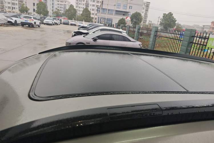 Used Toyota FRONTLANDER 2023 2.0L Smart Electric Hybrid Dual-Engine Deluxe Version
