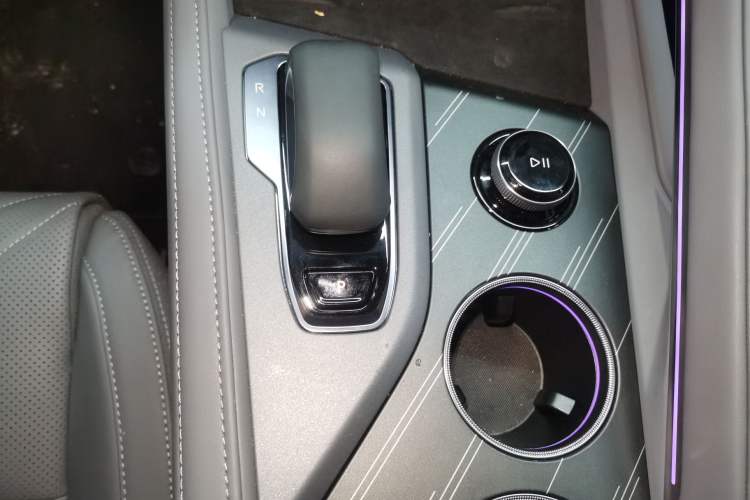 Used Zeekr 001 2025 YOU Edition 100 kWh All-Wheel Drive
