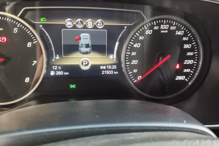 Used Hongqi H5 2022 Classic Model Facelift 1.5T DCT Qiyun Edition
