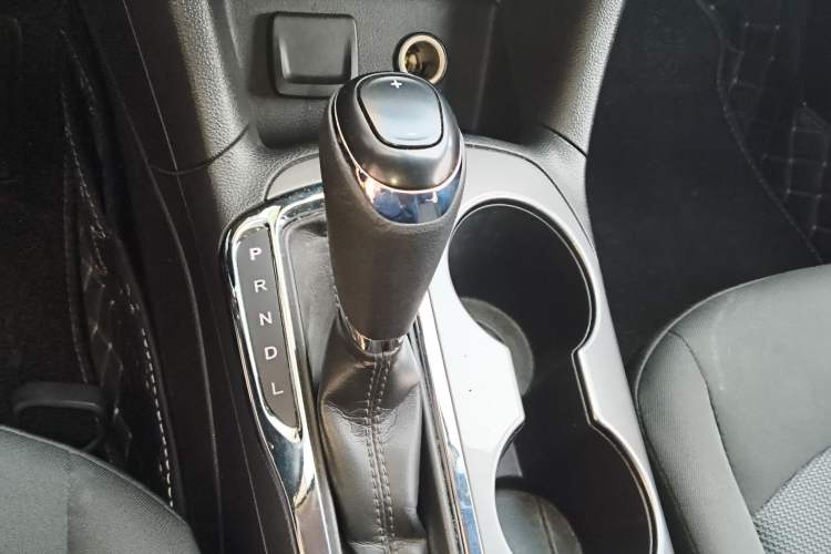 Used Chevrolet Cruze 2017 1.5L Automatic Pioneer Sunroof Edition