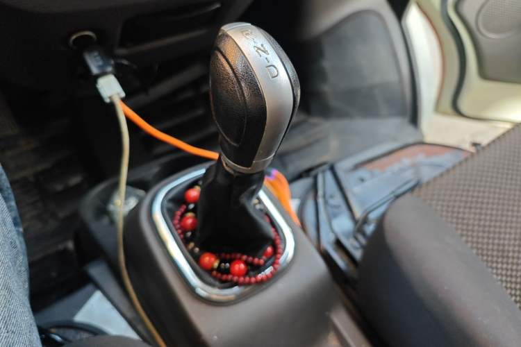 Used King Long Longyao 6 2022 Van Series with CATL 38.64 kWh Power Battery
