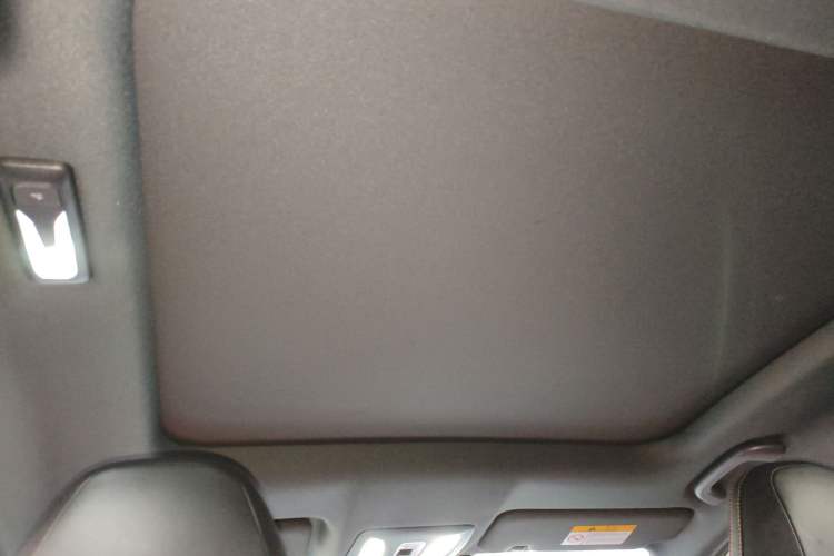 Used Changan UNI-V 2023 1.5T Premium Model