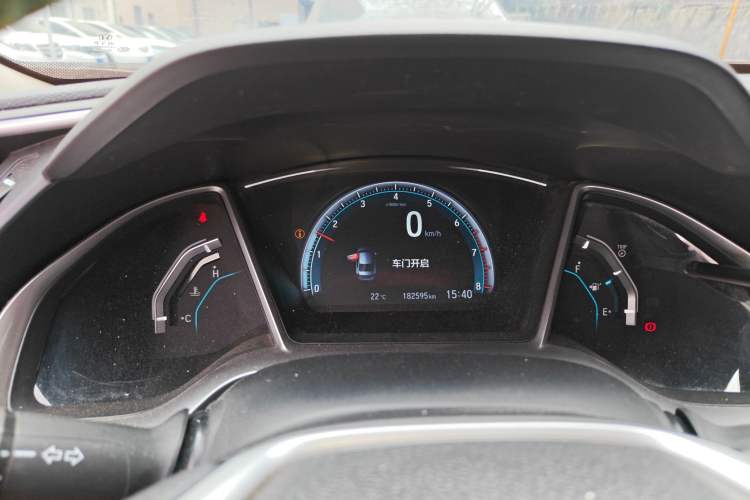 Used Honda Civic 2016 220TURBO Manual Luxury Edition
