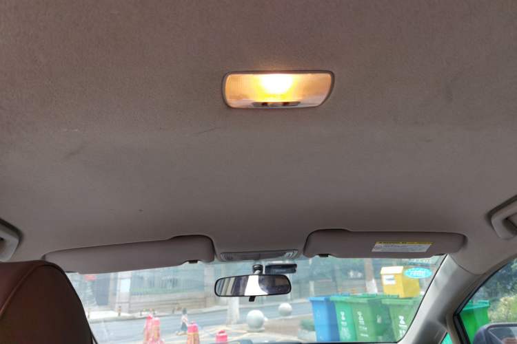 Used CIIMO CIIMO 2012 1.8L Automatic