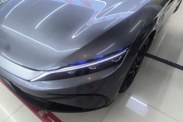 Used BYD Han 2025 DM-i Intelligent Driving Edition 125KM Prestige Model
