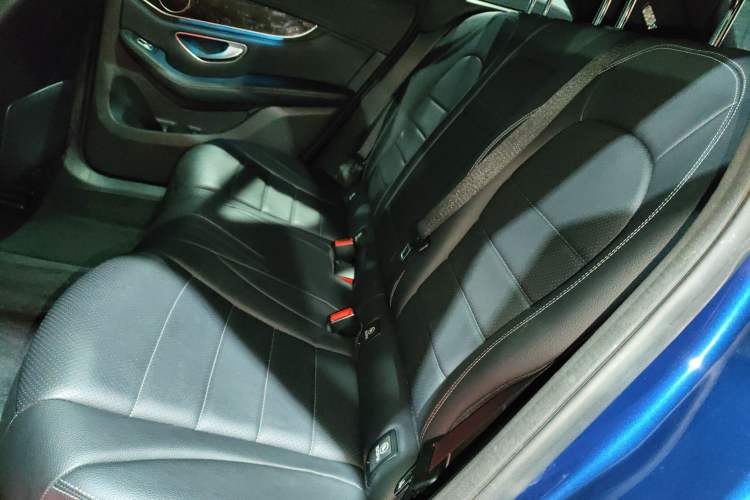 Used Mercedes-Benz GLC 2019 GLC 260 L 4MATIC Dynamic Model