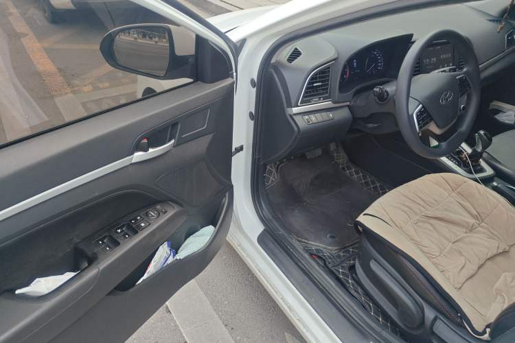 Used Hyundai Elantra (6th Generation / Lingdong) 2016 1.6L Automatic ZhiXuan – Elite Version