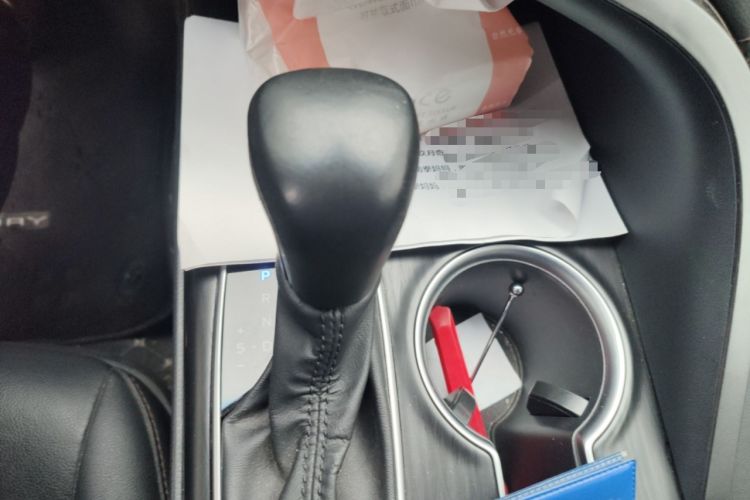 Used Toyota Camry 2021 2.5G Luxury Edition Gear Lever
