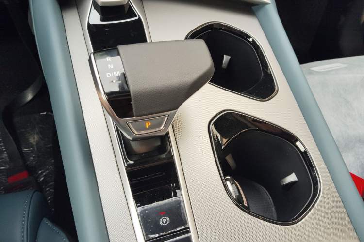 Used MG 7 2026 Model 2.0T Trophy+ Super Sports Edition Gear Lever